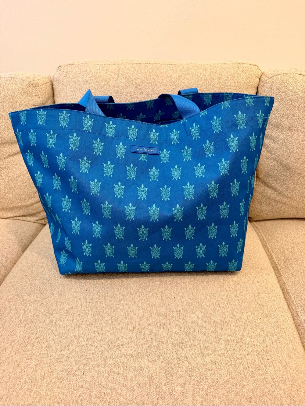 Vera Bradley Blue Tote with Teal Sunburst Motif